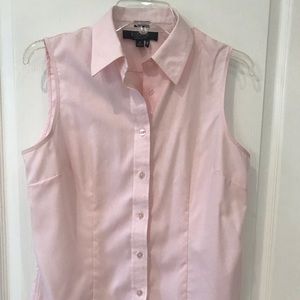 Sleeveless light pink Non-iron Shirt by Kasper.